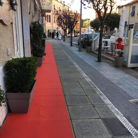 Beatrice Apartament *